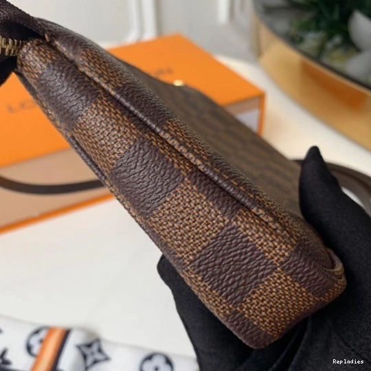 Repladies Louis Vuitton POCHETTE ACCESSOIRES 0807
